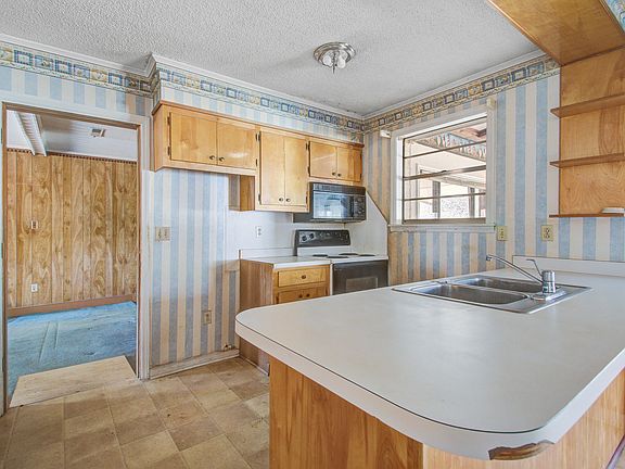 5th image of 114 Froman Dr