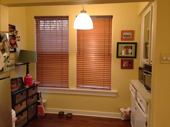 Breakfast Nook (can also be used as office)