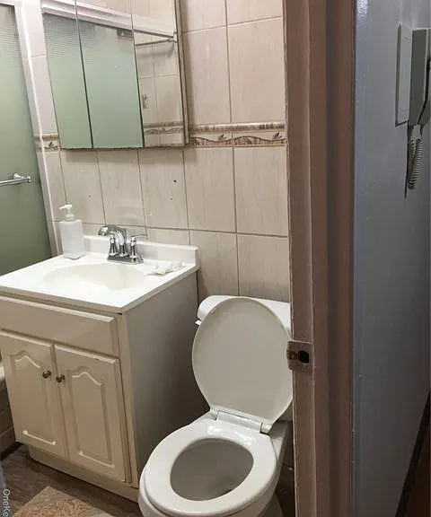 140-73 Burden Cres #3 — Photo 7