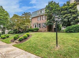 154 Perrin Pl, Charlotte, NC 28207