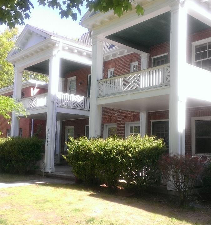 1st image of 3228 W Grace St