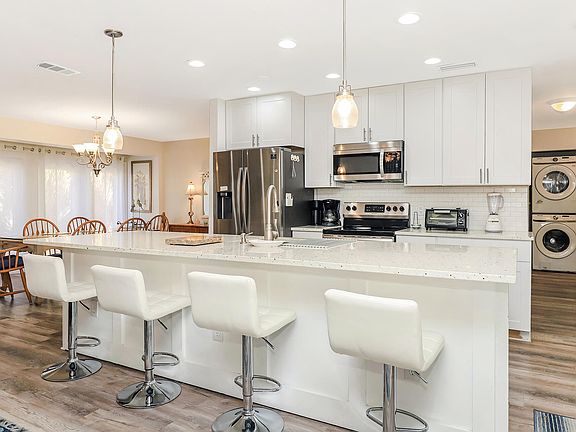 3rd image of 517 Augusta Way #11001
