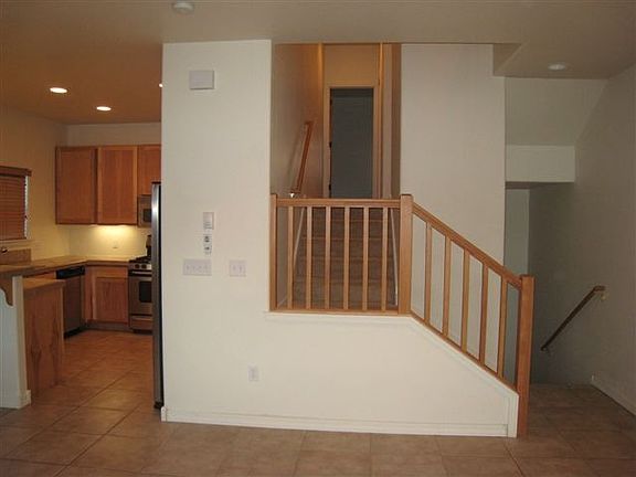 Living room/kitchen area