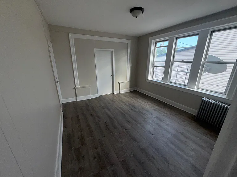 731 S 13th St #L2 — Photo 3