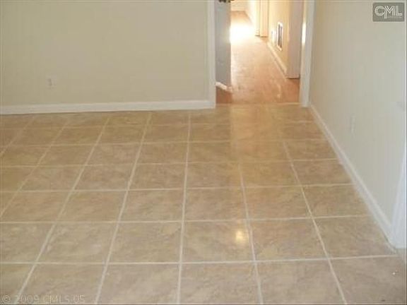5th image of 304 Weldwood Ct