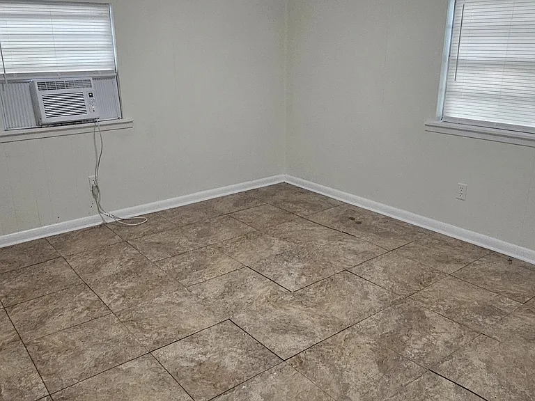 11115 Gorenflo Rd #11 — Photo 6