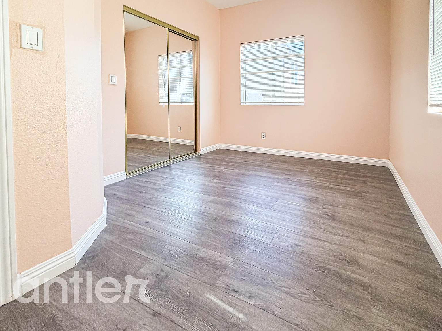 4 bed, $3,400 — Photo 1