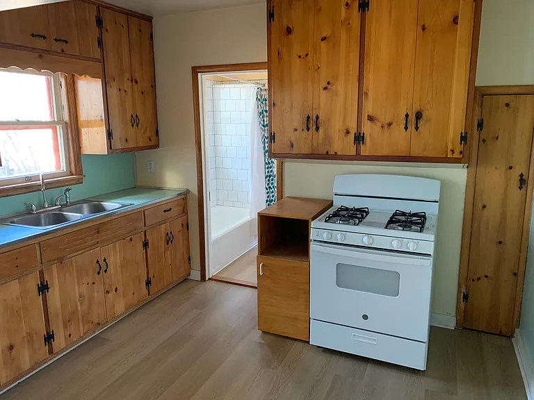 836 Sims Rd — Photo 15
