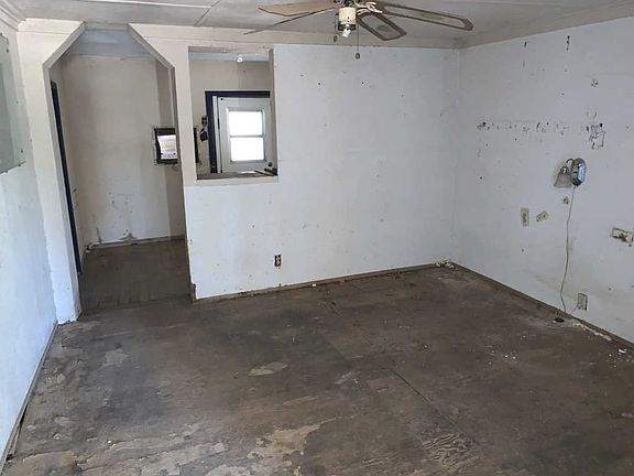 4th image of 21534 W Hovey Ave