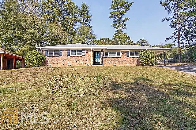1340 Elmhurst Cir photo 1