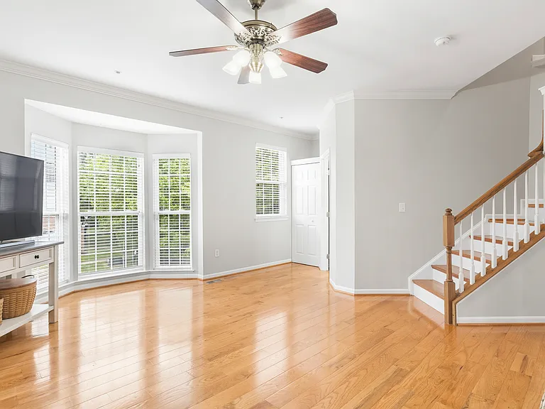 2236 Ivy Ln #5 — Photo 11