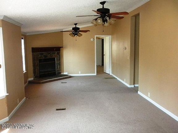 2nd image of 3830 Woodmere Ln