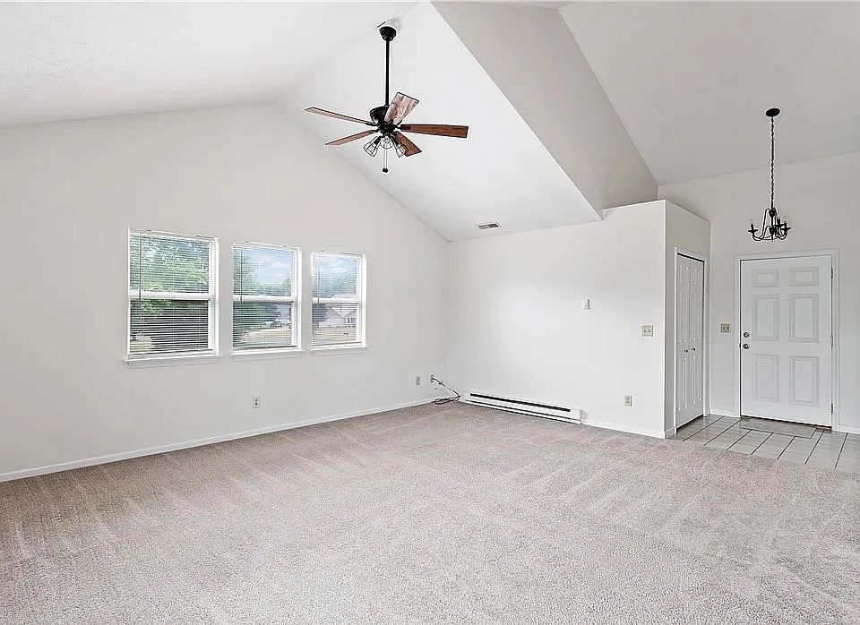 The living room from the main entrance