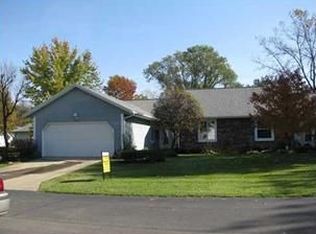 52062 Grange Dr, South Bend, IN 46637