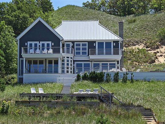 3rd image of 40734 Wilderness Dunes Ln