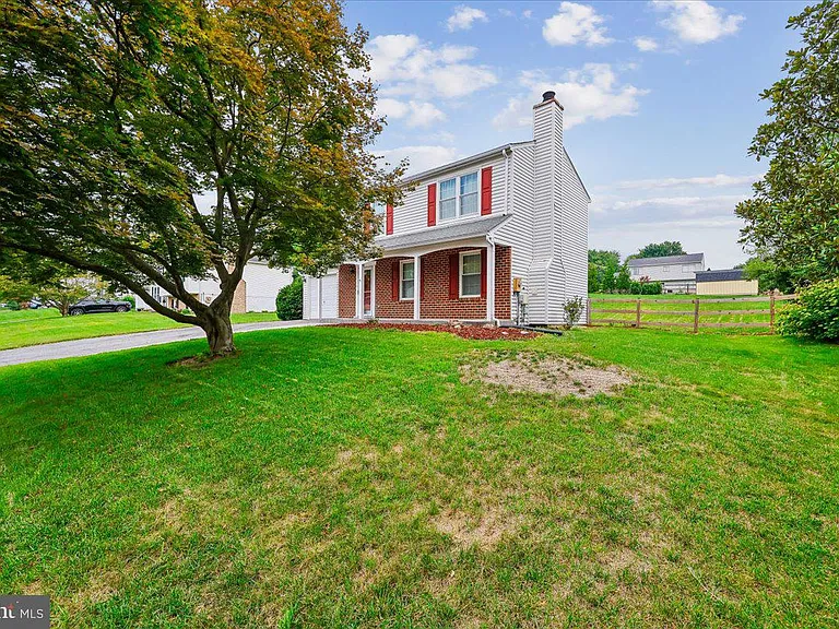 10417 Carlyn Ridge Rd — Photo 31