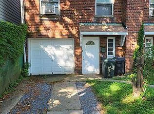 46-30 204th St #1, Bayside, NY 11361