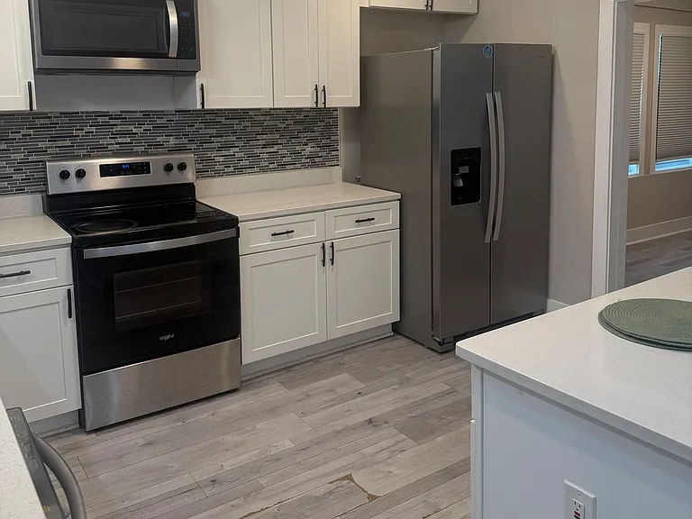 1272 Westridge Rd SW — Photo 4