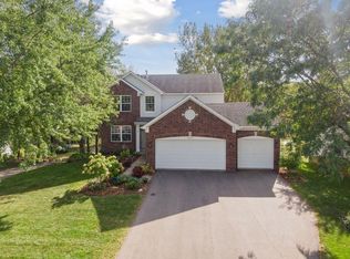 2715 Autumn Woods Dr, Chaska, MN 55318