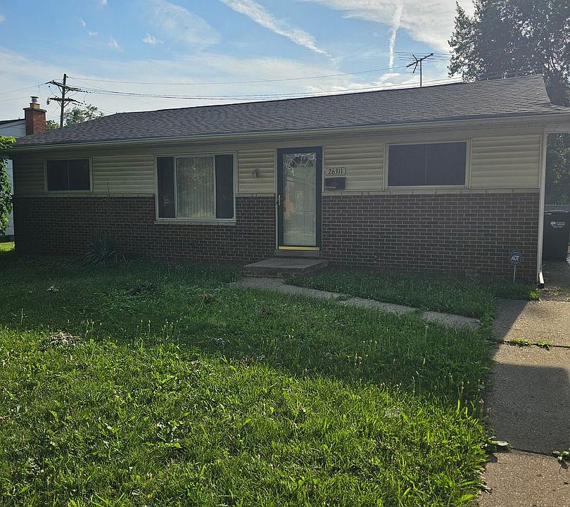1st image of 26311 Lorenz St