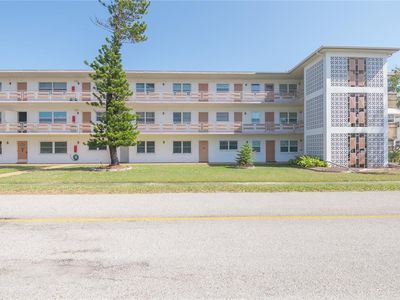 6015 19th St N APT 115, Saint Petersburg, FL, 33714