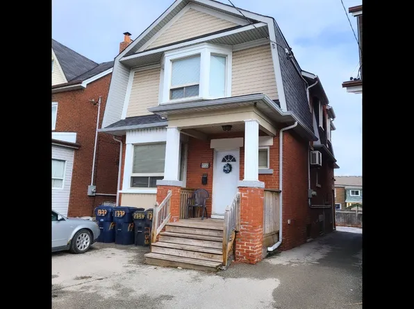 1733 Dufferin St, Toronto, ON M6E 3N9