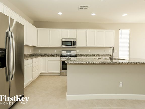 4th image of 3947 Keasberry Ave