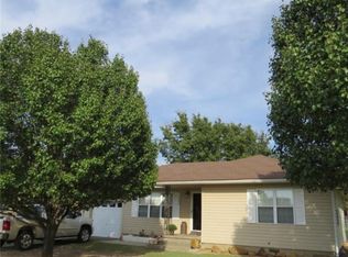 1606 Pastusek Ave, Prague, OK 74864