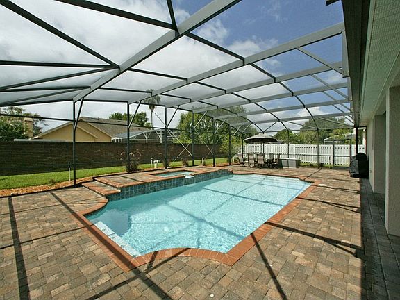 3rd image of 3900 Emerald Estates Cir