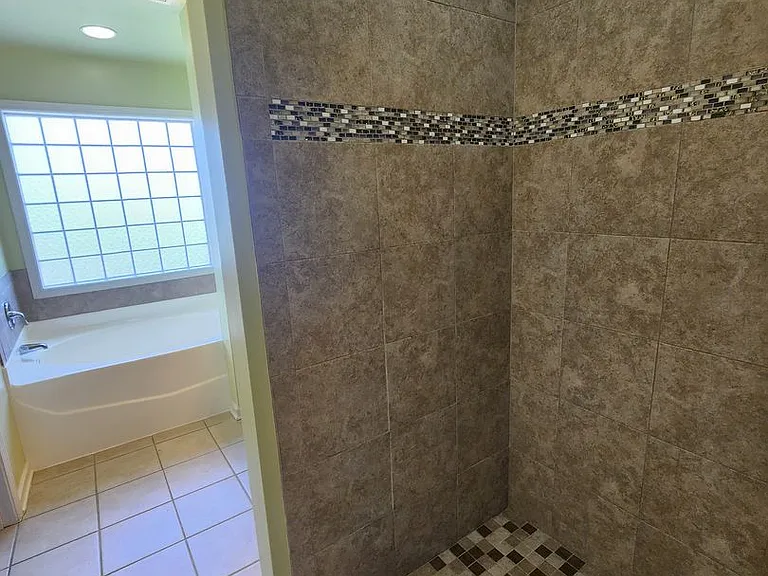 5716 Scarecrow Ct — Photo 24