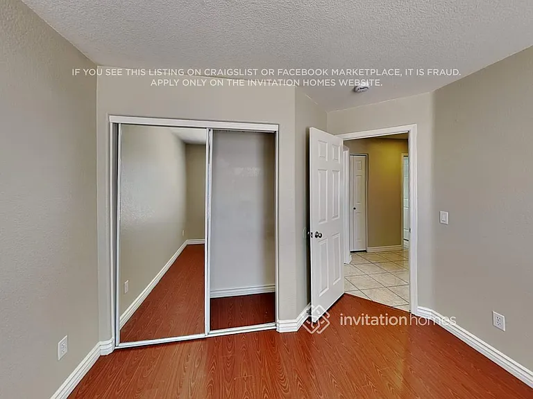 1530 W Saint Anne Ave — Photo 16