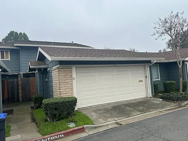 1st image of 2819 Sundown Cir