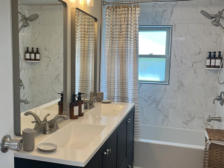 5271 Wayne Rd — Photo 15