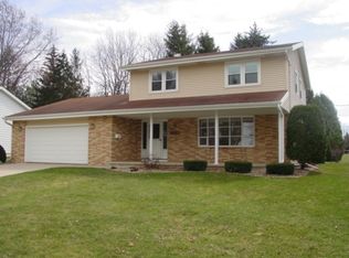 4909 Ralph Cir, Madison, WI 53714