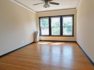 824 Wesley Ave #1, Evanston, IL 60202