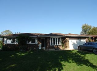 1630 Marikay Ave, Aurora, IL 60505