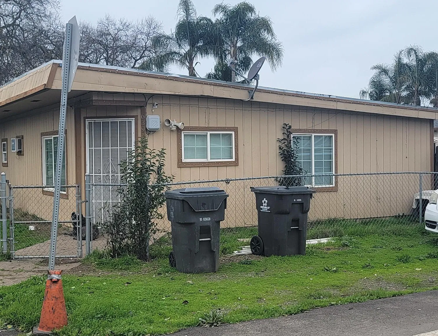 3 bed, $1,850 — Photo 1