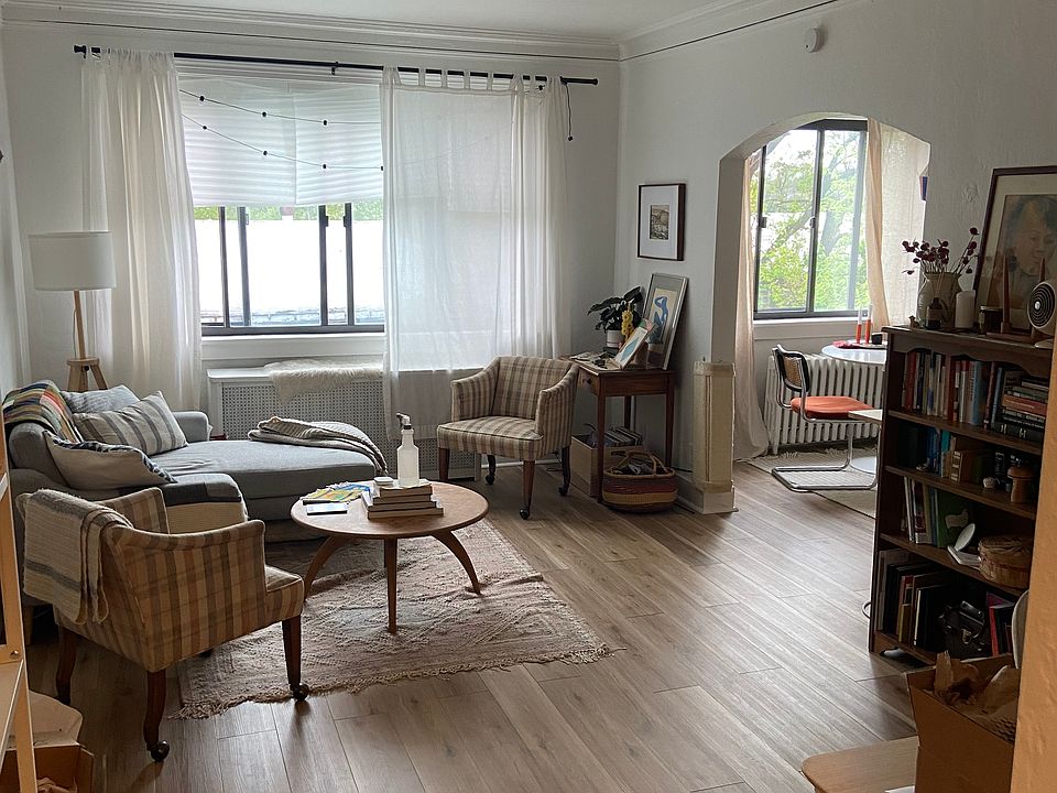 1st image of 5624 Hempstead Rd APT 8