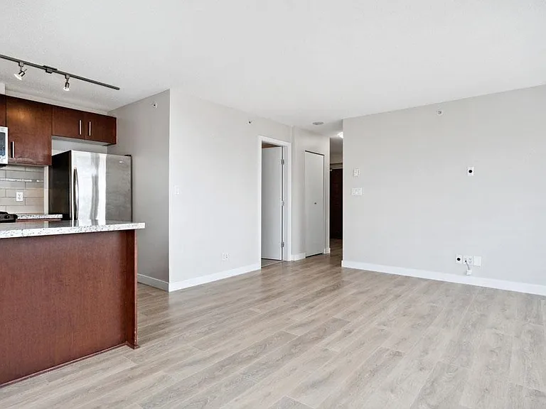 8288 Lansdowne Rd #1203 — Photo 5