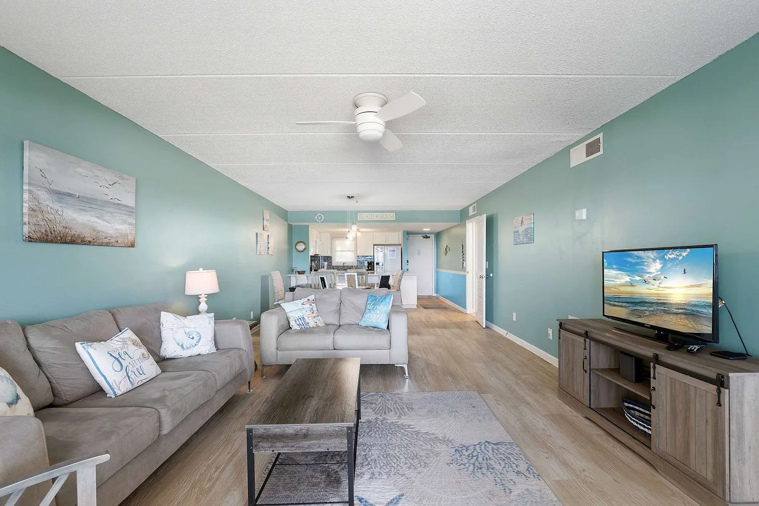 2 bed, 2.0 bath, 1119 sqft, $6,047 — Photo 1