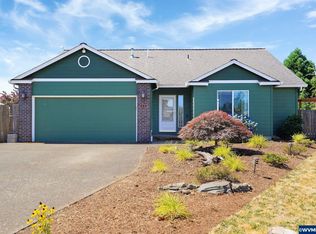 190 S 8th St, Jefferson, OR 97352