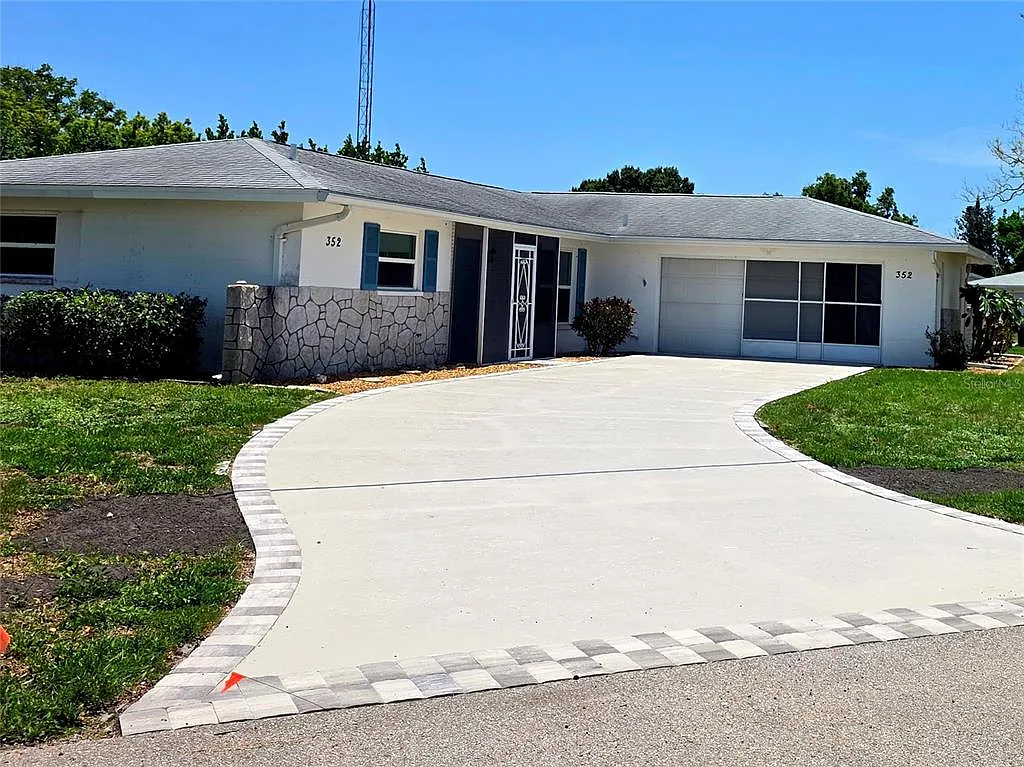 2 bed, 2.0 bath, 1585 sqft, $2,150 — Photo 3