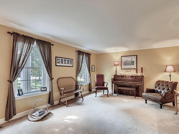 Currently a Formal Living Room. Could Be Used As An Office, Music Room, Etc...