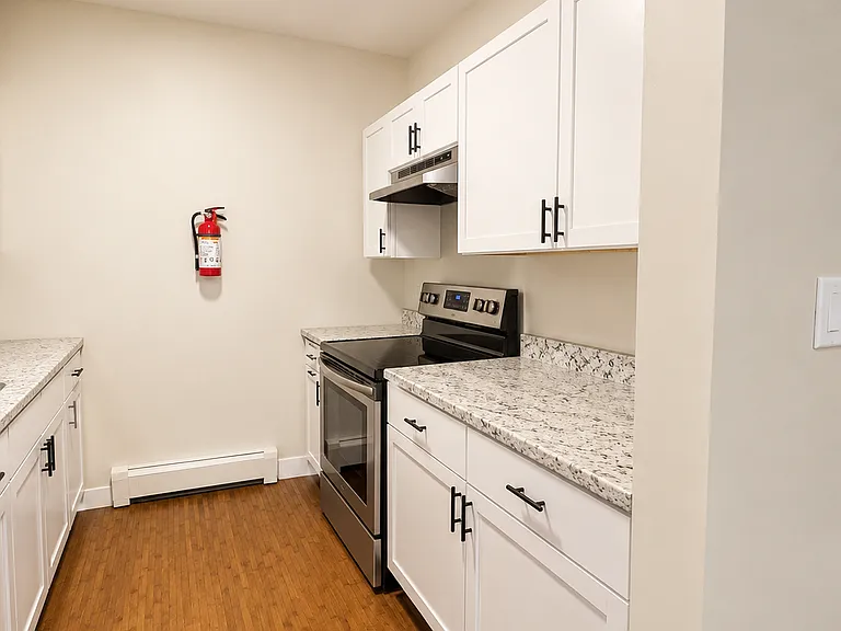 408 Central St #1 — Photo 6