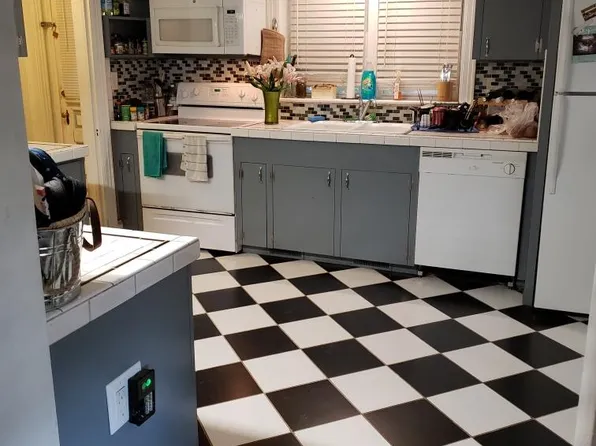 2501 E 4th St, Greenville, NC 27858