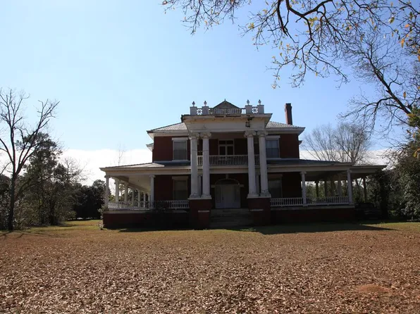 100 W Bryant St, Norman Park, GA 31771