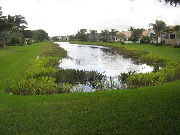 2nd image of 10009 Diamond Lake Dr