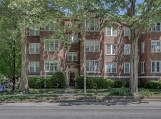 410 N State St APT 14, Champaign, IL 61820