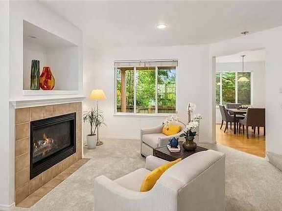 3rd image of 12015 NE 132nd Ct