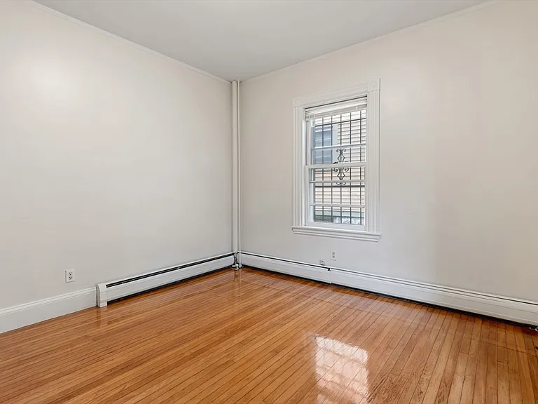 247 Park St #1 — Photo 16